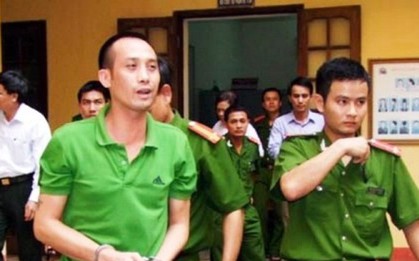Chân dung Tuấn "thần đèn" và Mạnh "gỗ", hai trùm giang hồ xứ Thanh vừa bị công an bao vây nhà riêng
