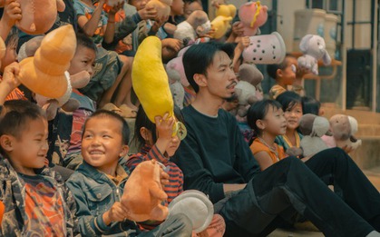 Đen Vâu có MV thứ 16 đạt top 1 trending YouTube, doanh thu đủ để giúp đỡ 1.000 em nhỏ