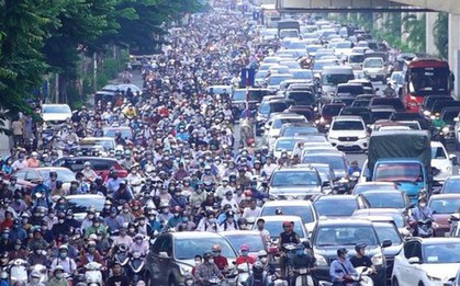 Sắp rào chắn, thu hẹp lòng đường Nguyễn Trãi