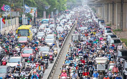 8 "lô cốt" án ngữ con đường đông đúc nhất Thủ đô