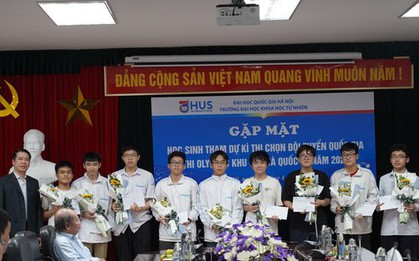Trường THPT chuyên Khoa học Tự nhiên "góp" trên 30% quân số đội tuyển thi Olympic quốc tế 2023