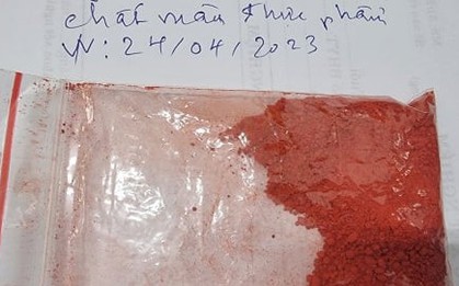 Hai mẹ con bị tan máu sau ăn nem rán tẩm bột phẩm màu