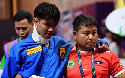 VĐV Việt Nam hạ knock-out khiến đối thủ trật cổ, trợ lý mắt rưng rưng dìu VĐV Lào rời khỏi sàn đấu