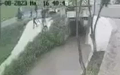 Nam sinh lớp 11 ở Nam Định bị đàn anh cùng trường đâm tử vong