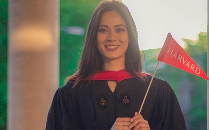 Hoa hậu tốt nghiệp Đại học Harvard
