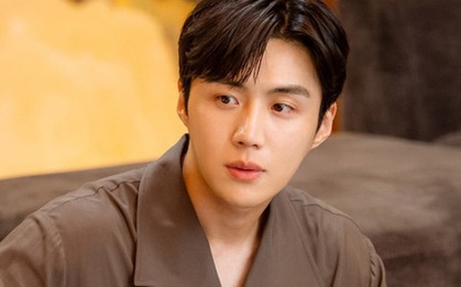 Liệu Kim Seon Ho có thể lấy lại vị thế ngôi sao sau lùm xùm đời tư?