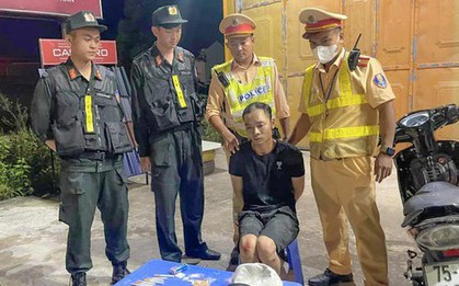 Nam thanh niên vứt xe máy bỏ chạy thục mạng khi gặp CSGT
