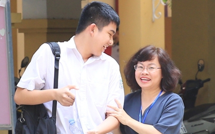 Đề thi chuyên Toán lớp 10 Hà Nội