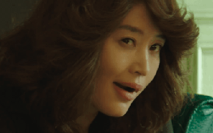 Quá bất ngờ với diện mạo mới của Kim Hye Soo