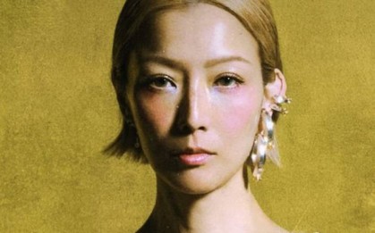 Diva Hong Kong Trịnh Tú Văn "sẵn sàng ăn cóc" để lấy lại giọng