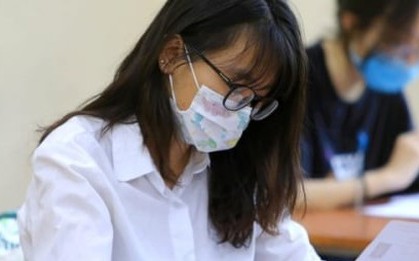 Tranh cãi bài thi 21 trang: "Không có kiến thức, muốn viết dài cũng khó"