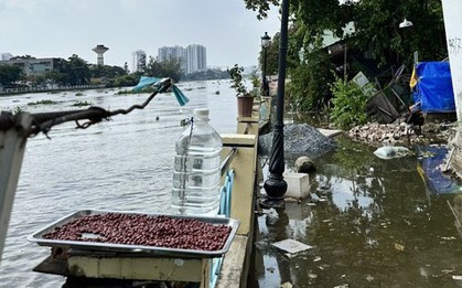 Sạt lở bờ kênh Thanh Đa khiến 13 hộ dân phải di dời khẩn cấp