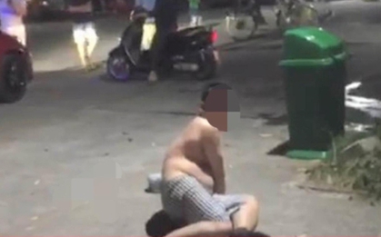 Phó trưởng ban ở Huế nghi say xỉn, cởi quần áo gây phản cảm tại điểm du lịch