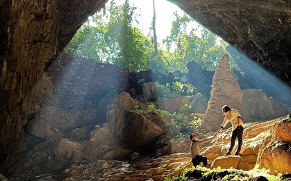 Khám phá “Tiểu Sơn Đoòng” thu nhỏ trong lòng Ngườm Ngao