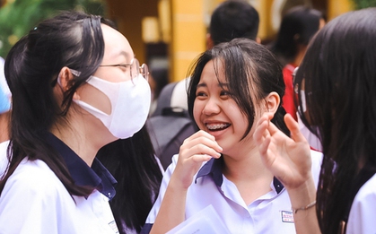 Học sinh thi vào lớp 10 tại TP.HCM phấn khởi sau khi hoàn thành môn đầu tiên: Đề hay, lạ nhưng không đánh đố!