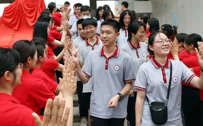Thí sinh thi đại học ở Trung Quốc tăng cao kỷ lục