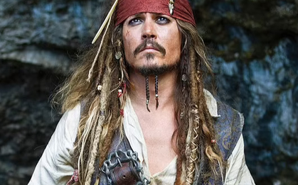 Johnny Depp từ chối làm cướp biển vì giận hãng Disney