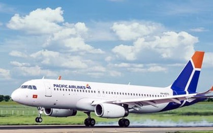 44 khách phải rời khỏi máy bay Pacific Airlines vì quá nóng