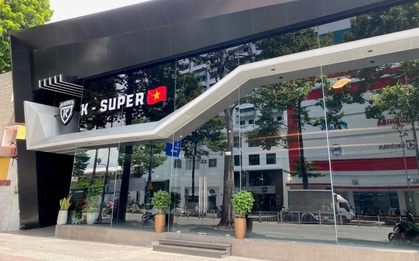 Showroom của Phan Công Khanh tại TP.HCM sạch bách siêu xe