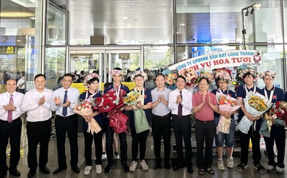 Bộ GD&ĐT chúc mừng thành tích đội tuyển Olympic Toán quốc tế 2023