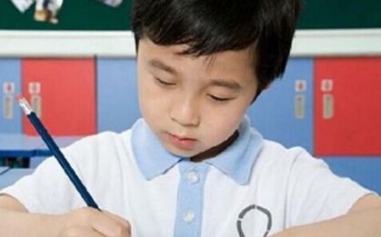 Học sinh tiểu học viết văn miêu tả "nhà em y như bộ phim Tây Du Ký", giáo viên đọc xong không thể nhịn cười