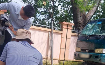 Diễn biến nóng vụ người mẹ gõ cửa từng nhà tìm nguyên nhân cái chết của con