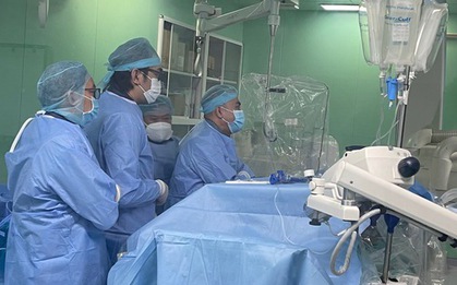 Bác sĩ cảnh giác việc đau nửa đầu, đau quanh hốc mắt