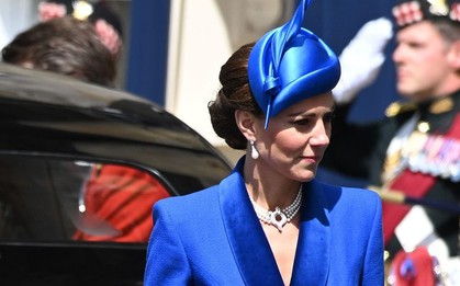 Ý nghĩa trang sức Công nương Kate đeo trong lễ đăng cơ mới của Vua Charles