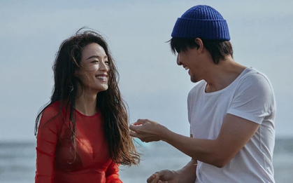 Thư Kỳ và Trương Chấn lãng mạn bên bờ biển