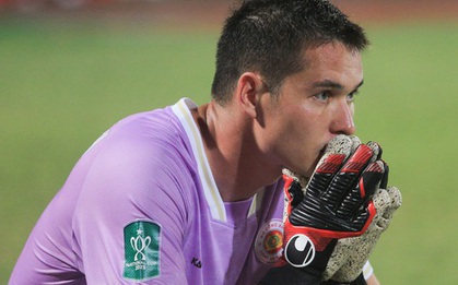 Filip Nguyễn bần thần sau trận thua, thủ môn Việt kiều hay nhưng V.League không dễ dàng