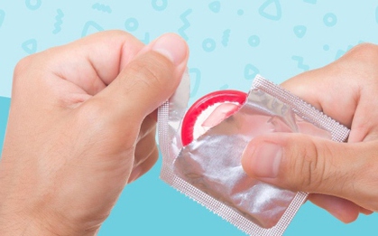 Tình cờ tìm thấy bao cao su trong ba lô của con trai 15 tuổi, tôi nên làm gì?