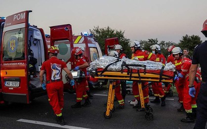 Clip nổ trạm xăng kinh hoàng ở Romania