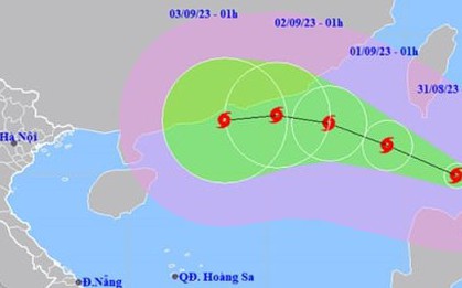 Bão Saola tăng cấp, áp sát Biển Đông