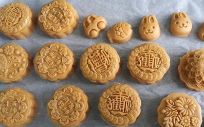 "Chợ mạng" ào ạt bánh trung thu giá siêu rẻ chỉ từ 8.000 đồng/chiếc