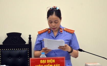Kiểm sát viên bật khóc khi đọc cáo trạng vụ cháy quán karaoke làm 3 cảnh sát hy sinh