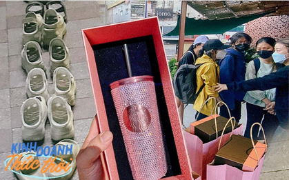 “Xếp dép” xuyên đêm chờ mua ly phiên bản giới hạn của BLACKPINK, ra khỏi cửa 5 phút đã thu lời