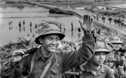 Gặp lại anh bộ đội Cụ Hồ trong bức ảnh đẹp nhất thời chiến