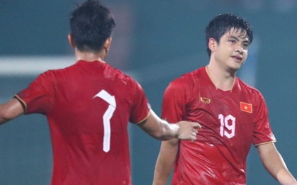 Bàn phản lưới nhà của U23 Việt Nam có 2 tên tác giả