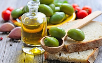 Người dân vùng đất Blue Zones sống lâu hơn vùng khác 10 năm