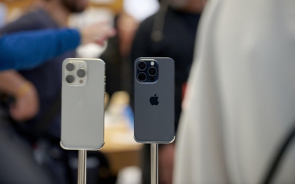 Trước giờ iPhone 15 mở bán chính thức tại Việt Nam: Nhiều người sẵn sàng đợi đến 0h để nhận máy!