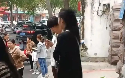 Oái oăm: Giáo viên thấy chủ trường mẫu giáo tự nhiên dọn dẹp đồ đạc, sáng hôm sau đi làm thì nhận tin dữ