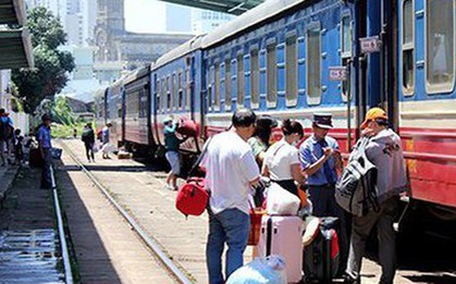 Từ 5/9, ngành đường sắt áp dụng mức phí đổi, trả vé tàu