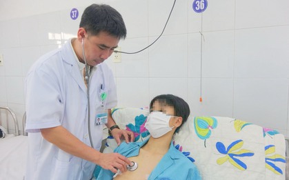 Cứu sống nam sinh lớp 10 bị đứt lìa phế quản gốc của phổi do tai nạn