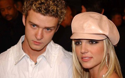 Người hâm mộ của Britney Spears đồng lòng "chặn đường" Justin Timberlake trên các BXH âm nhạc