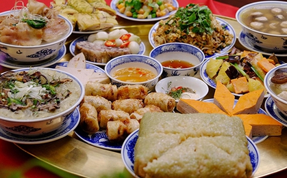 Bác sĩ cảnh báo 5 món ăn dễ gây tắc ruột nguy hiểm thường xuất hiện trên mâm cơm ngày Tết