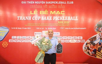 Cây vợt pickleball Sypik Triton Pro thành công đấu giá 200 triệu đồng