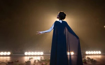 Angelina Jolie có thực sự hát opera trong phim Maria?