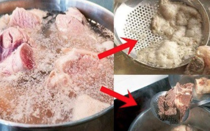 Đến giờ vẫn nhiều người nghĩ luộc thịt có bọt váng là do hoá chất, sự thật là gì?