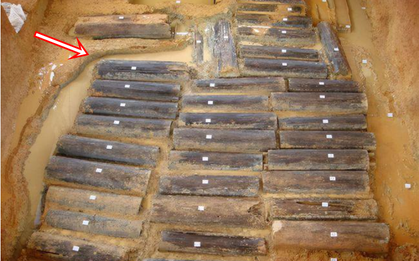 Dùng thuốc nổ phá đá, nông dân phát hiện mộ cổ chứa 46 quan tài phát sáng: Chuyên gia lập tức vào cuộc!