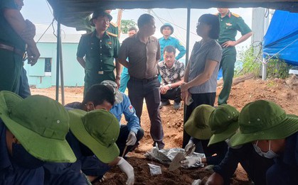Đào móng làm nhà, phát hiện hố chôn tập thể nhiều hài cốt